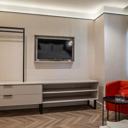 M Star Rooms, Private Parking, Sofia Top Center エクステリア 写真