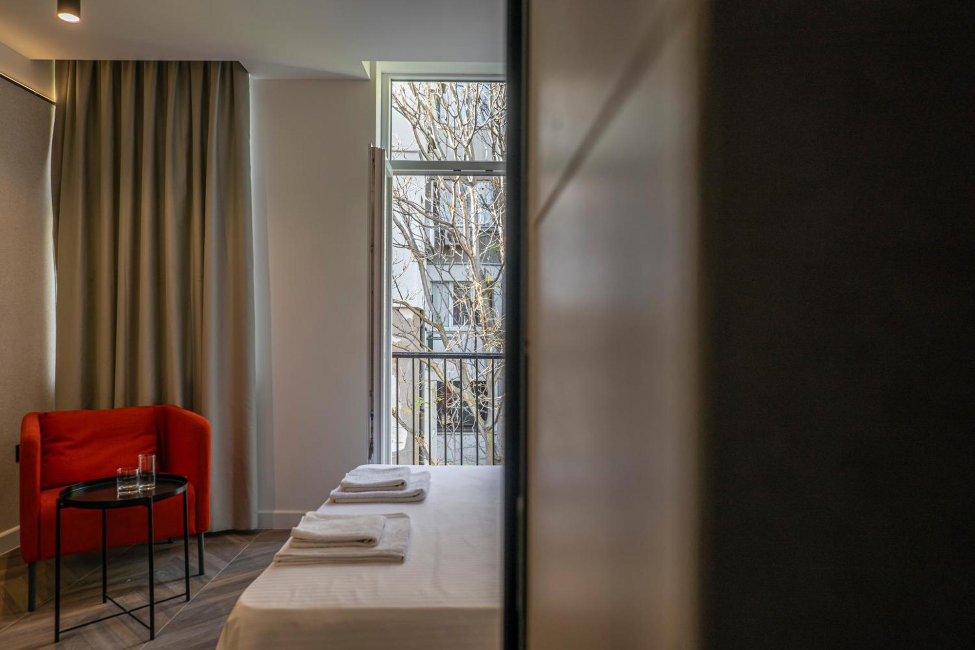 M Star Rooms, Private Parking, Sofia Top Center エクステリア 写真